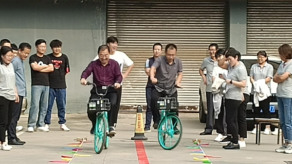 670666铁盘