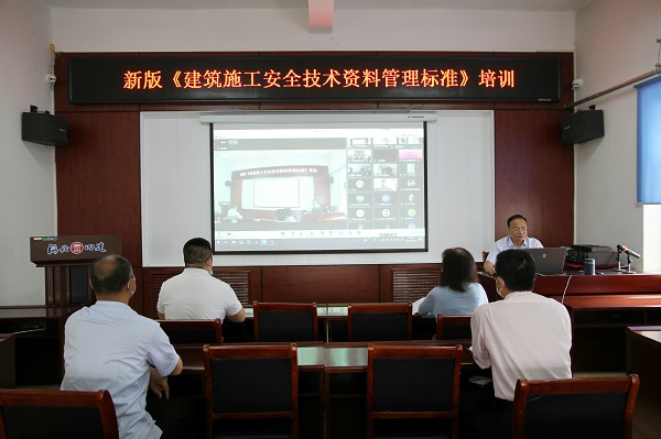 670666铁盘